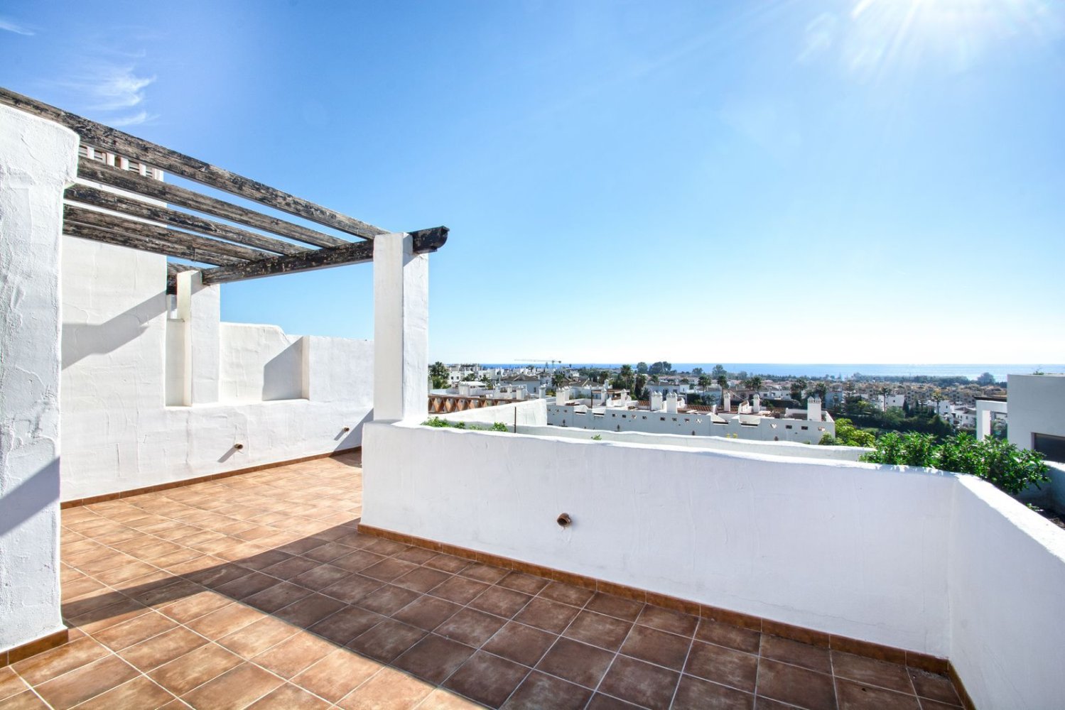Penthouse T2 em Estepona, Spain N.º 140073