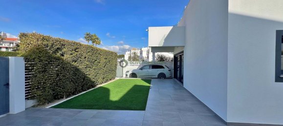 4 bedrooms House in Quarteira, Portugal No. 106688 7