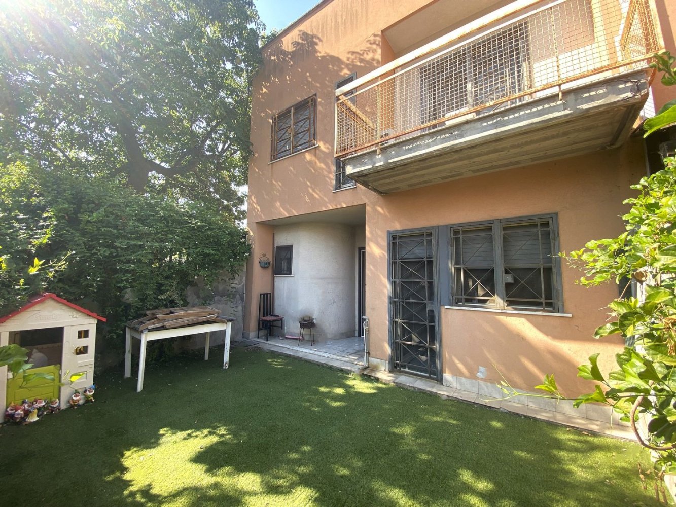 6 bedrooms Villa in Catania, Italy No. 315512