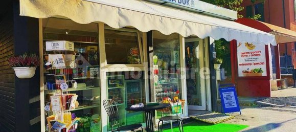 1-Zimmer Gewerbliche Immobilie in Bologna, Italy, Nr. 33343 6