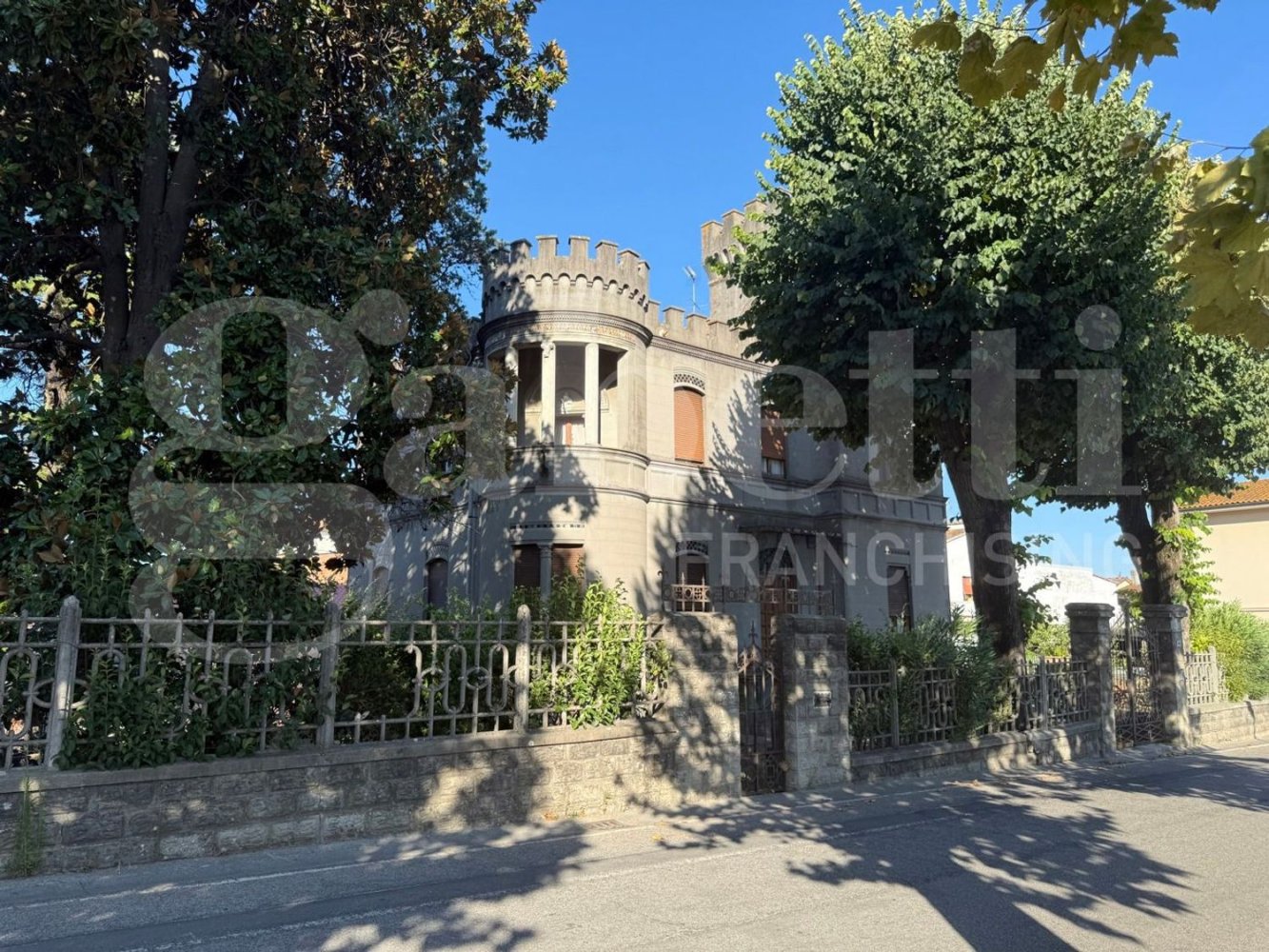 11 bedrooms Villa in San Miniato, Italy No. 326019