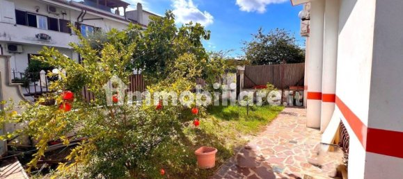 5 bedrooms Villa in Rome, Italy No. 283000 4