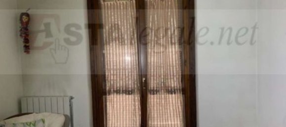 5 rooms House in Roncaro, Italy No. 7639 17