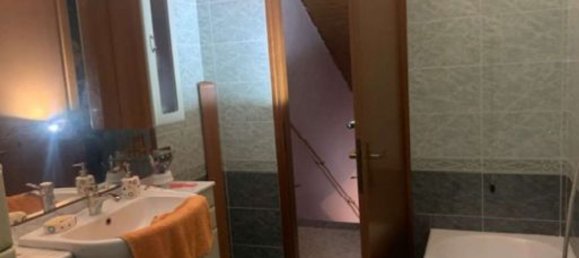 5 rooms House in Roncaro, Italy No. 7639 16