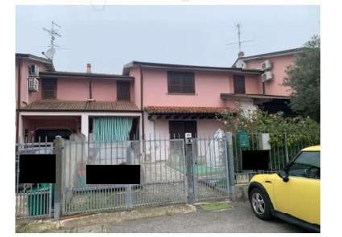 5 rooms House in Roncaro, Italy No. 7639