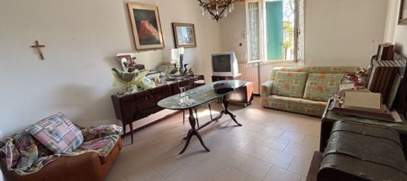 3 Schlafzimmer Wohnung in Comacchio, Italy, Nr. 380731 6