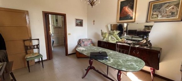 3 Schlafzimmer Wohnung in Comacchio, Italy, Nr. 380731 7