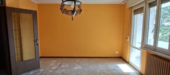 4 bedrooms Apartment in Udine, Italy No. 376813 12