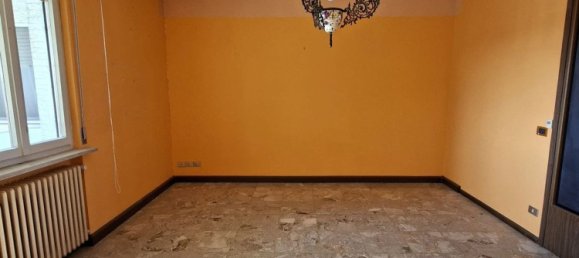 4 bedrooms Apartment in Udine, Italy No. 376813 11