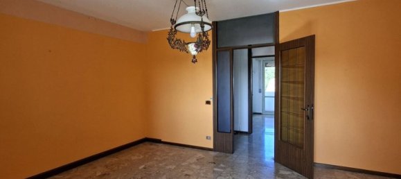 4 bedrooms Apartment in Udine, Italy No. 376813 10