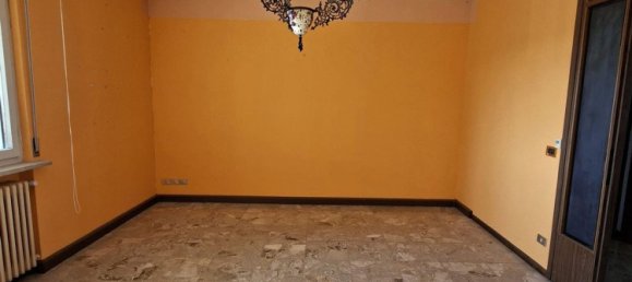 4 bedrooms Apartment in Udine, Italy No. 376813 7