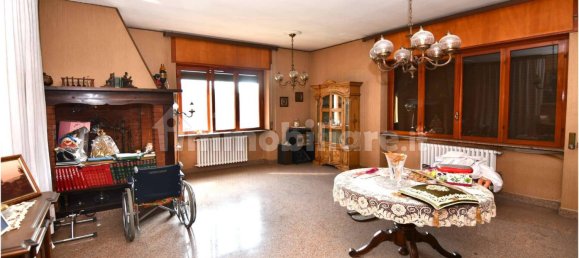 3 Schlafzimmer Wohnung in Abbiategrasso, Italy, Nr. 341984 6