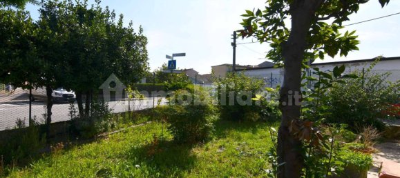 3 Schlafzimmer Wohnung in Abbiategrasso, Italy, Nr. 341984 4