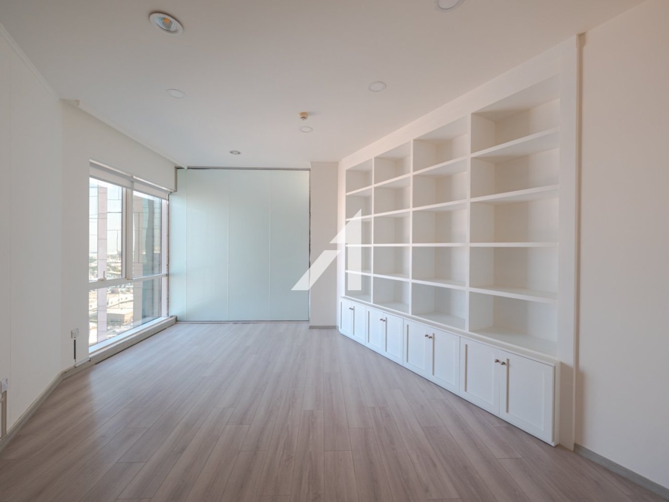 Büro in Dubai, UAE 223.9m², Nr. 102674