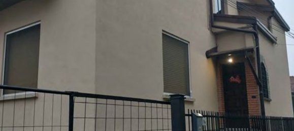 2 rooms Apartment in Biandronno, Italy No. 3148 4
