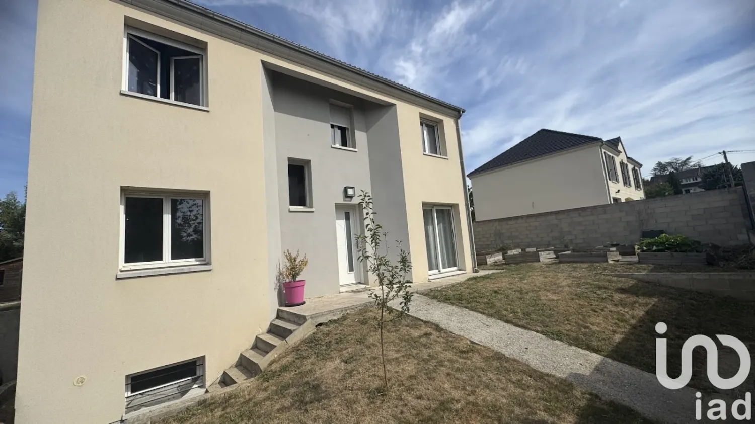 4 bedrooms House in Vaux-le-Penil, France No. 323501