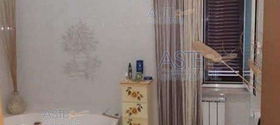 3 rooms Apartment in Rome, Italy No. 197770 24