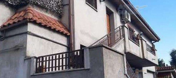 3 rooms Apartment in Rome, Italy No. 197770 17