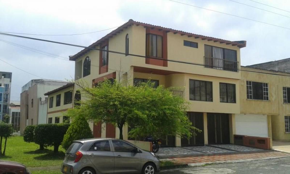 Casa de 6 dormitorios en Valle del Cauca, Colombia No. 3259