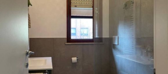 2 bedrooms Apartment in Milan, Italy No. 314925 8