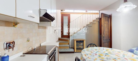 3 rooms House in Cambiano, Italy No. 130514 5