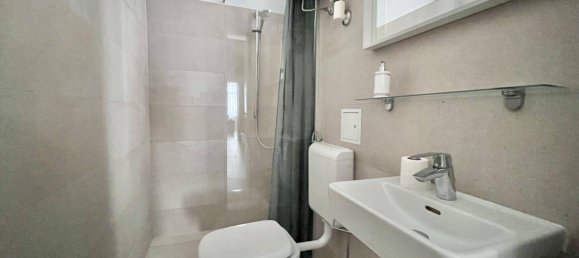 2-salle Appartement à Rudolfsheim-Funfhaus, Austria No. 246740 5