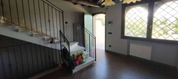 5 rooms House in Ardea, Italy No. 12446 7