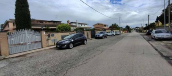 5 rooms House in Ardea, Italy No. 12446 2