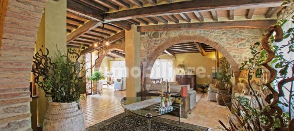 6 bedrooms House in Sarteano, Italy No. 179443 9