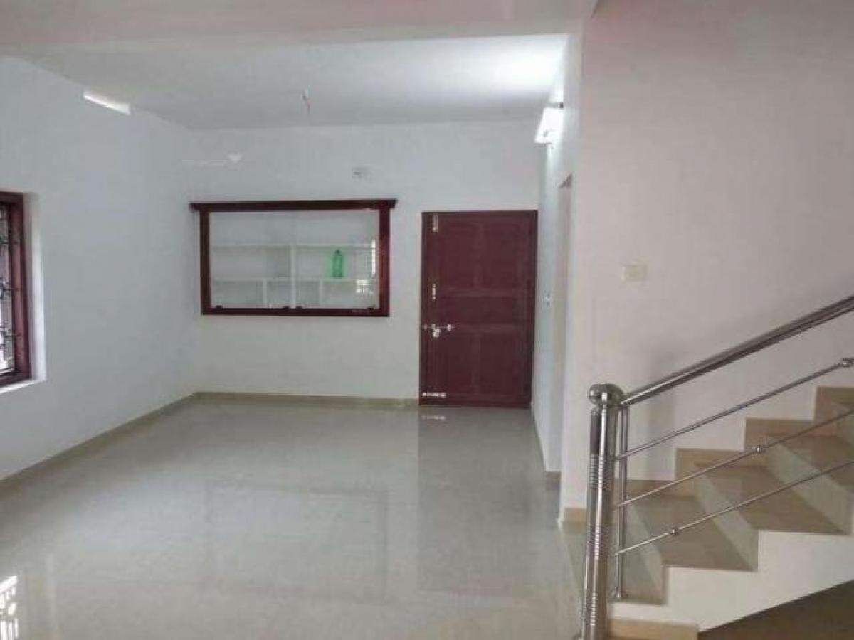 Дом с 3 спальнями в Палгхат, Индия № 53299