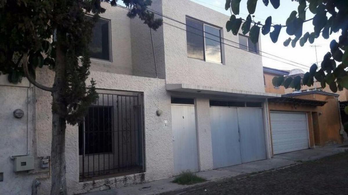 3 bedrooms House in Queretaro, Mexico No. 164491