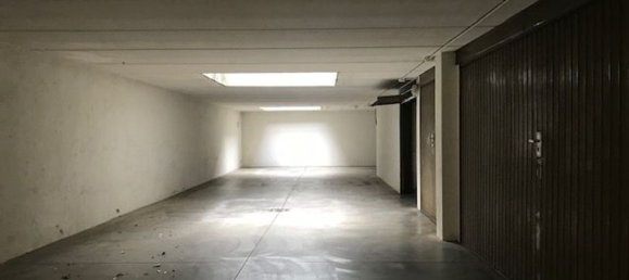 Garage in Biassono, Italy 12m², Nr. 2327 4