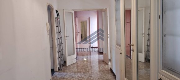 3 bedrooms Apartment in Milan, Italy No. 352236 6