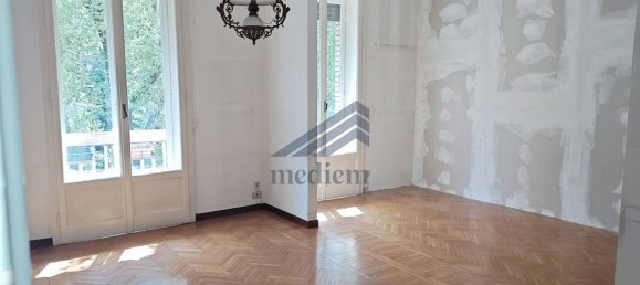 3 bedrooms Apartment in Milan, Italy No. 352236 2
