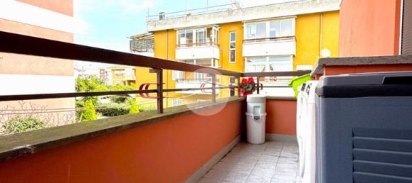 3-salle Appartement à Anzio, Italy No. 73941 19