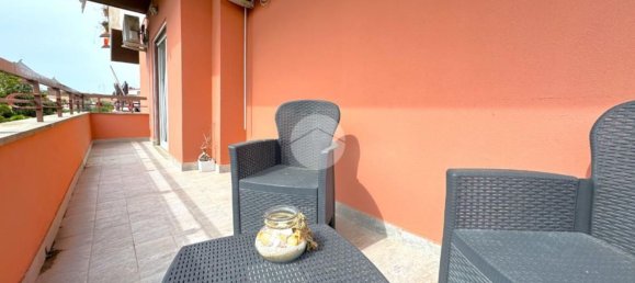 3-salle Appartement à Anzio, Italy No. 73941 6