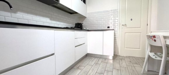 3-salle Appartement à Anzio, Italy No. 73941 4