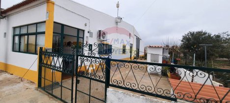 4 غرف نوم منزل في Beja, Portugal رقم 43846