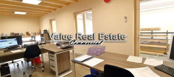 4غرفة مستودع في Gemonio, Italy رقم 76921 8