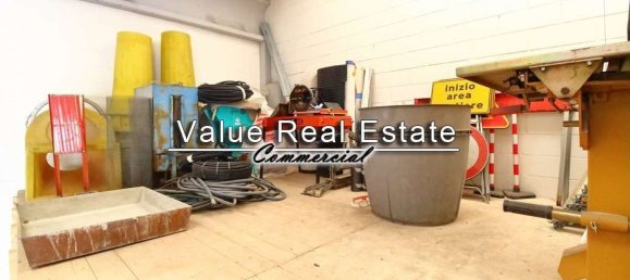 4غرفة مستودع في Gemonio, Italy رقم 76921 7