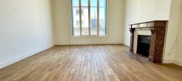 2 bedrooms Apartment in Reims, France No. 266182 7