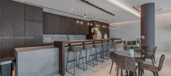 1 Schlafzimmer Gewerbliche Immobilien in Miami, USA, Nr. 615672 15
