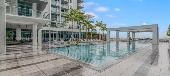 1 Schlafzimmer Gewerbliche Immobilien in Miami, USA, Nr. 615672 8