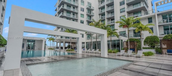 1 Schlafzimmer Gewerbliche Immobilien in Miami, USA, Nr. 615672 10
