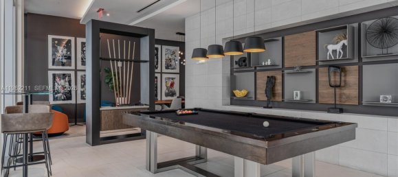 1 Schlafzimmer Gewerbliche Immobilien in Miami, USA, Nr. 615672 12