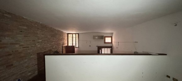 Studio in Ferrara, Italy No. 308093 10