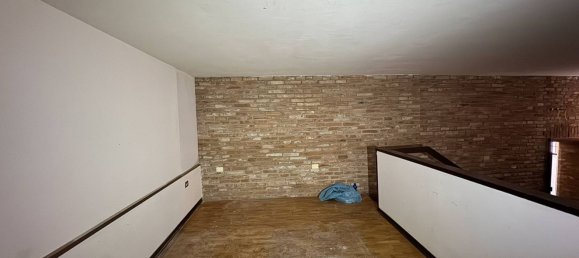 Studio in Ferrara, Italy No. 308093 11