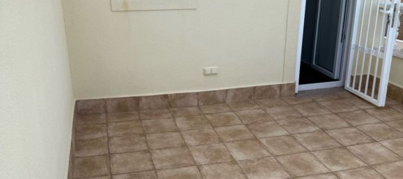 3 bedrooms House in Guardamar del Segura, Spain No. 144954 4