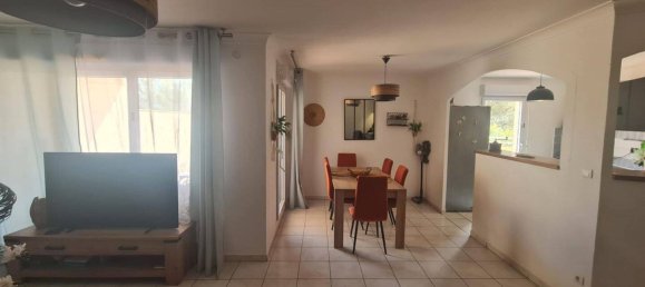 2 Schlafzimmer Wohnung in Saint-Raphael, France, Nr. 333974 4