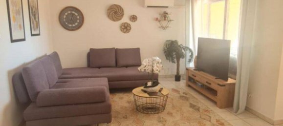 2 Schlafzimmer Wohnung in Saint-Raphael, France, Nr. 333974 5